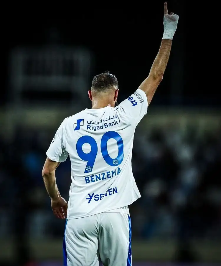 九游娱乐注册入口-首秀即戴帽!本泽马Ins:为球队感到骄傲,感谢大家的欢迎